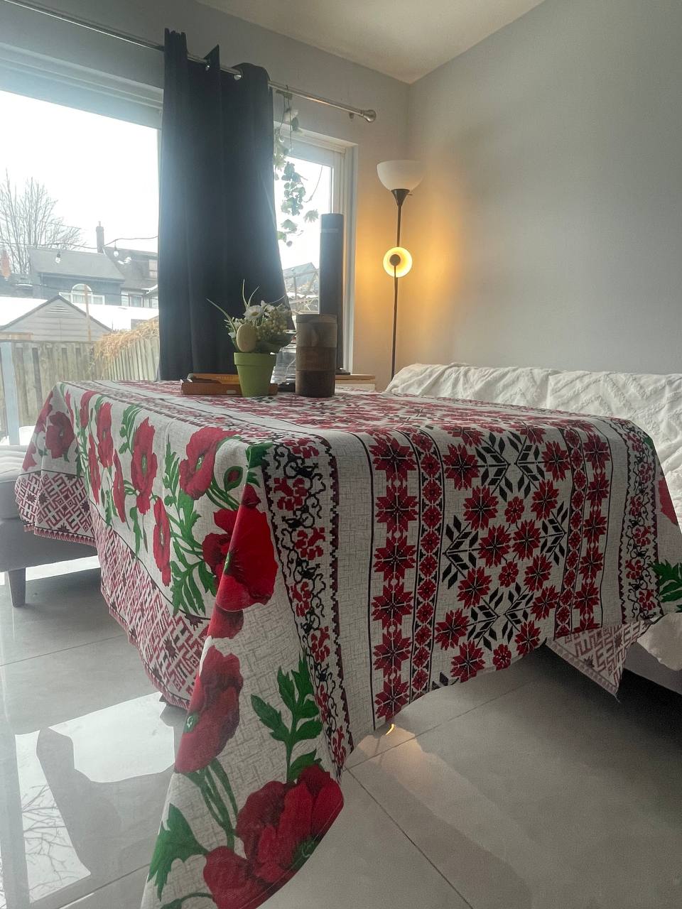 Червоний Мак Традицій